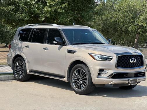 2024 INFINITI QX80 SENSORY
