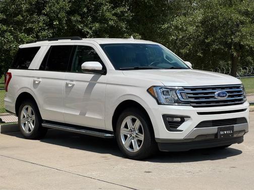 White Platinum Tri-Coat Metallic 2019 Ford Expedition XLT