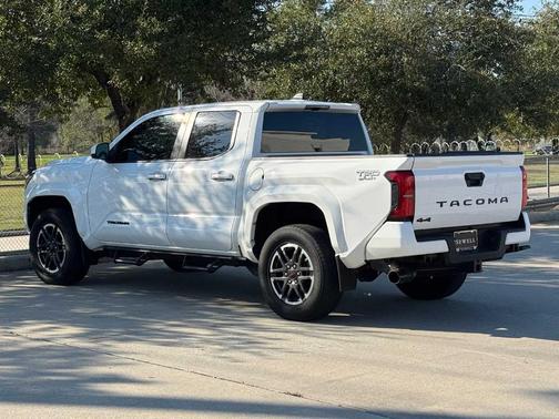 2024 Toyota Tacoma TRD Sport