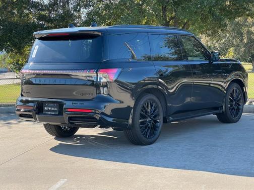 2026 INFINITI QX80 AUTOGRAPH