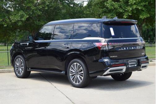 2025 INFINITI QX80 Luxe