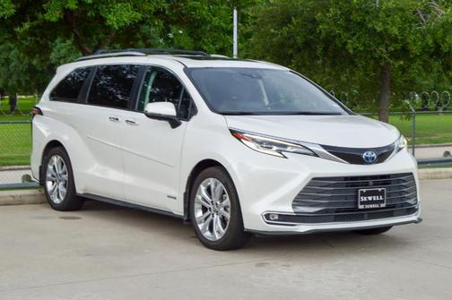 2021 Toyota Sienna L