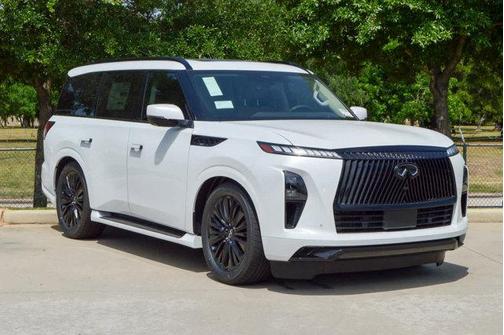 2025 INFINITI QX80 Luxe