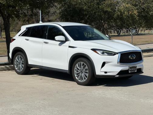 2023 INFINITI QX50 Pure