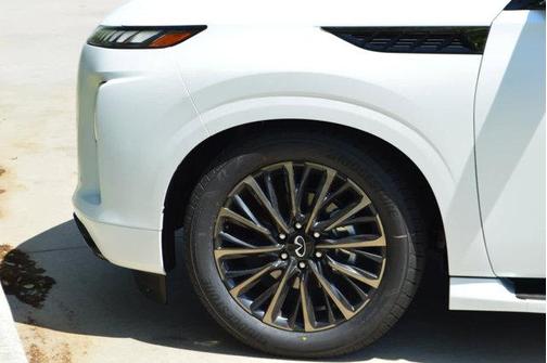 2025 INFINITI QX80 AUTOGRAPH