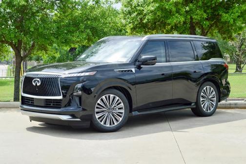 2025 INFINITI QX80 Luxe