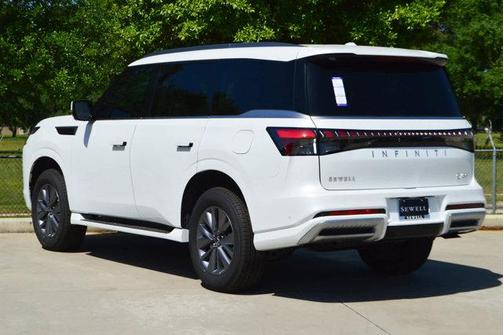 2025 INFINITI QX80 PURE