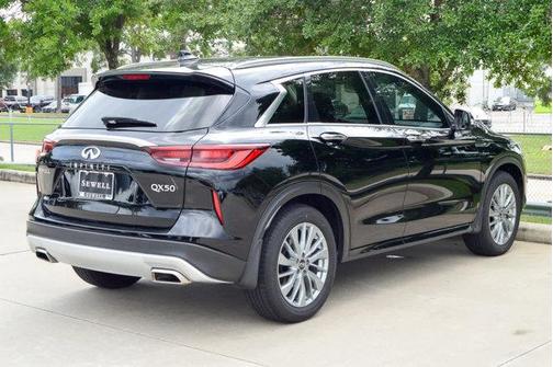 2025 INFINITI QX50 Luxe