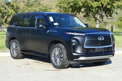 2025 INFINITI QX80 Luxe