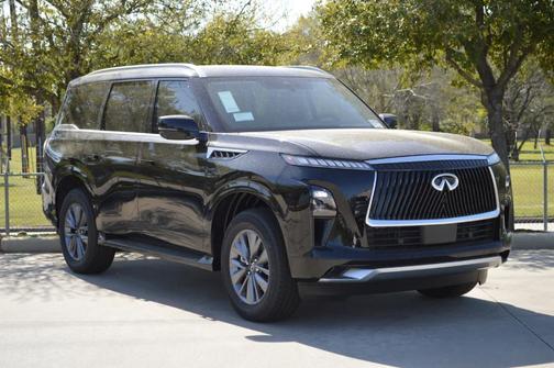2025 INFINITI QX80 PURE