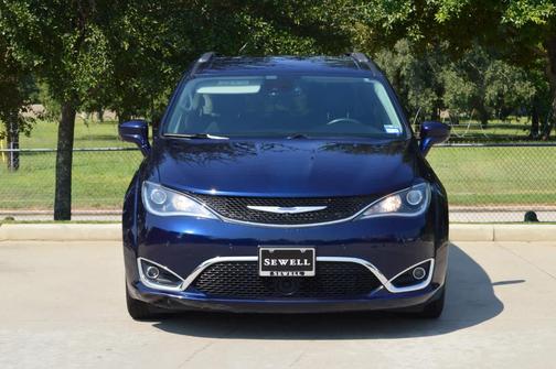 2020 Chrysler Pacifica Touring-L Plus