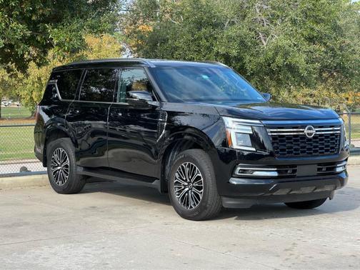 2025 Nissan Armada SL