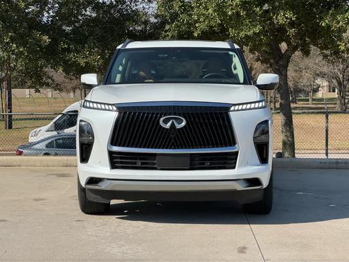 2025 INFINITI QX80 SENSORY