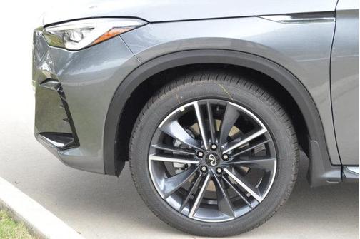 2025 INFINITI QX55 ESSENTIAL