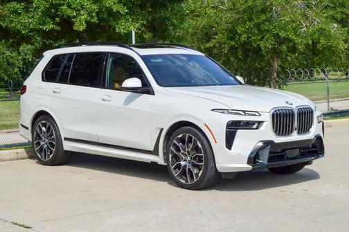 2023 BMW X7 xDrive40i
