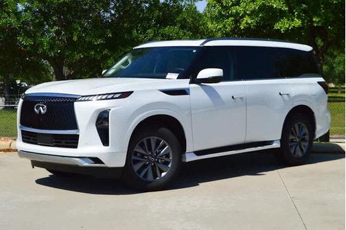 2025 INFINITI QX80 PURE