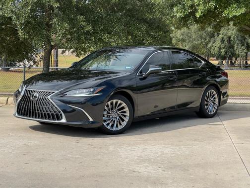 2025 Lexus ES 350 Ultra Luxury