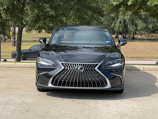 2025 Lexus ES 350 Ultra Luxury