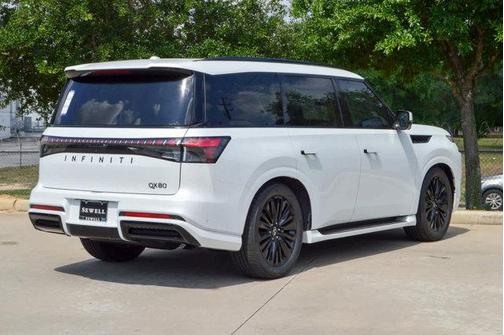 2025 INFINITI QX80 Luxe
