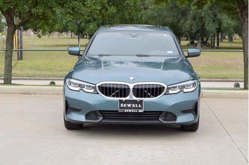 2021 BMW 330 i