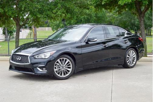 2022 INFINITI Q50 LUXE