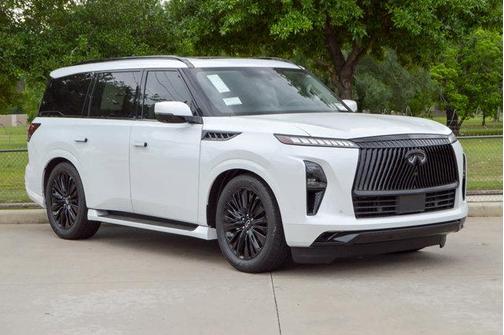 2025 INFINITI QX80 Luxe