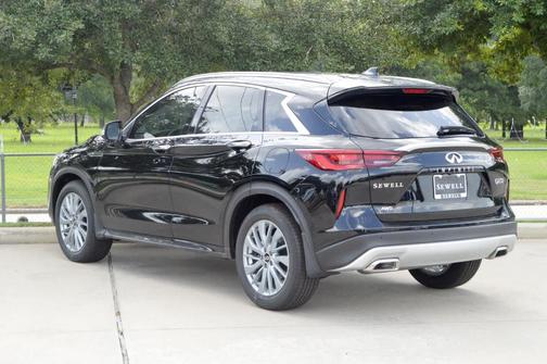 2025 INFINITI QX50 Luxe