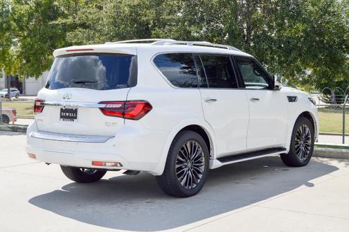 2022 INFINITI QX80 SENSORY