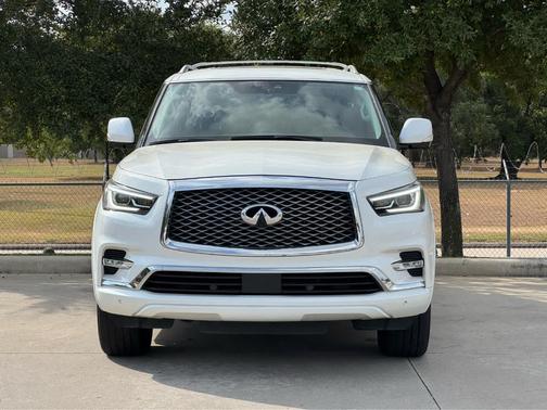 2018 INFINITI QX80 Base