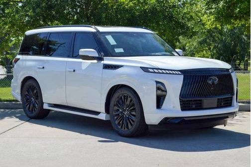 2025 INFINITI QX80 Luxe
