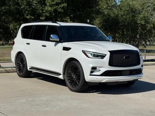 2022 INFINITI QX80 SENSORY