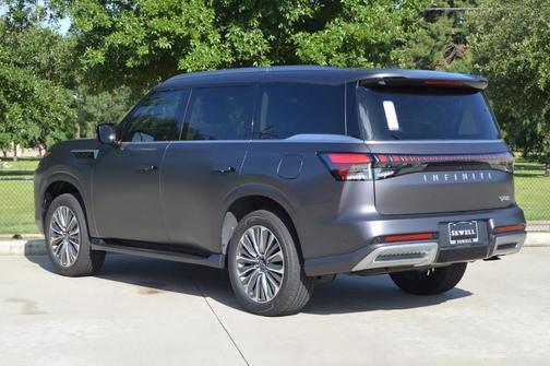 2025 INFINITI QX80 Luxe