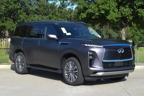 2025 INFINITI QX80 Luxe