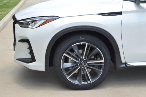 2025 INFINITI QX50 SPORT
