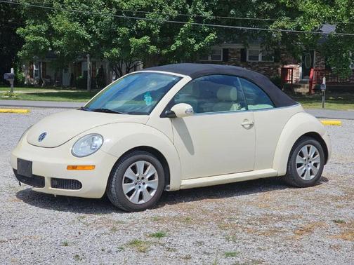 2008 Volkswagen New Beetle S