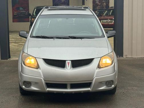 2004 Pontiac Vibe Base