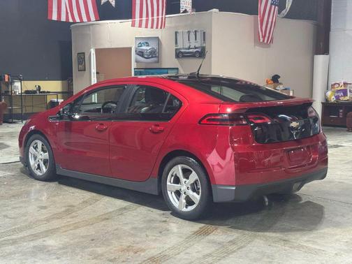 2012 Chevrolet Volt Base