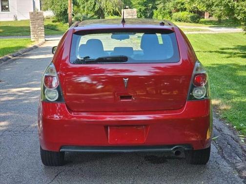 2009 Pontiac Vibe Base