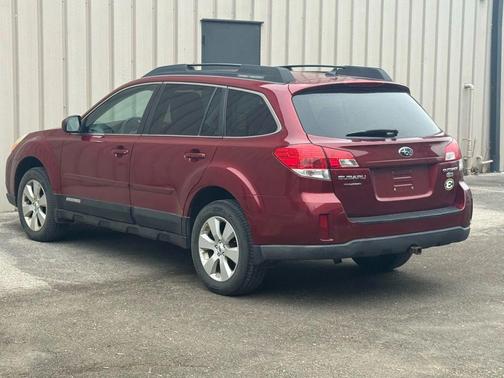 2012 Subaru Outback 2.5i Limited