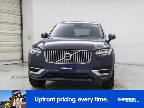 2024 Volvo XC90 B6 Plus Bright Theme