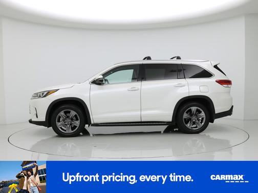 White 2018 Toyota Highlander Limited Platinum