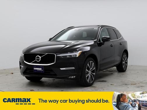 2022 Volvo XC60 B5 Momentum