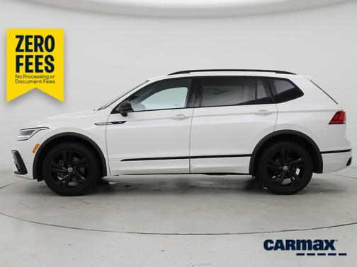 White 2023 Volkswagen Tiguan SE R-Line Black