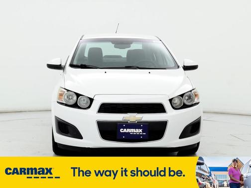 2016 Chevrolet Sonic LS