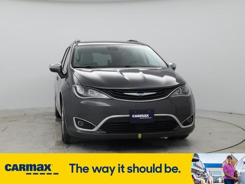 2018 Chrysler Pacifica Hybrid Limited