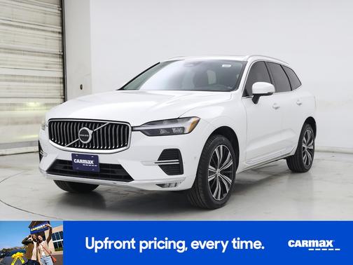 White 2022 Volvo XC60 B5 Inscription