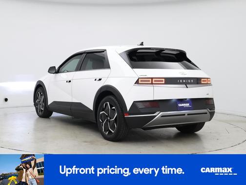 White 2023 Hyundai IONIQ 5 SE