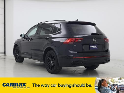 2022 Volkswagen Tiguan SE R-Line Black