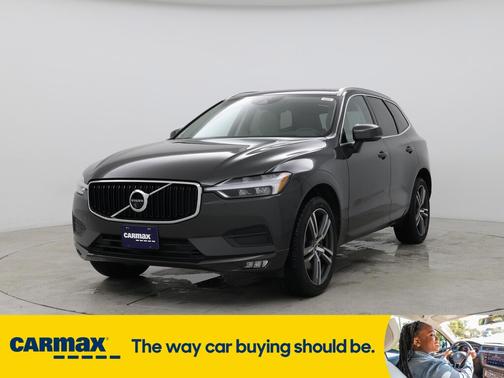 2021 Volvo XC60 T6 Momentum