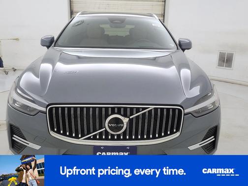 2022 Volvo XC60 B6 Inscription